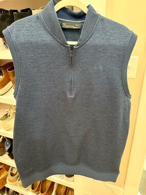 Under Armour Navy Quarter-Zip loose vest
